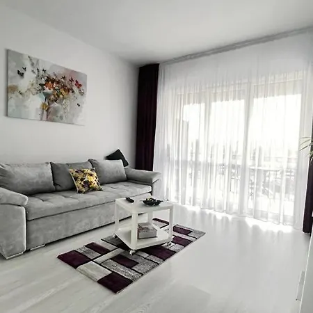 Apartment One Militari